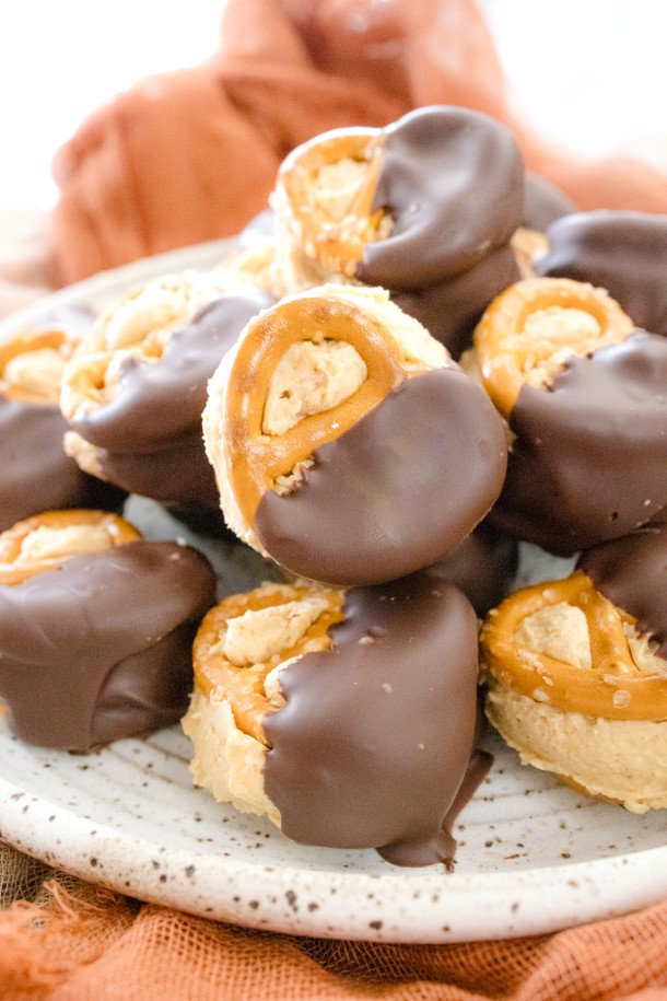 Easy Peanut Butter Buckeye Recipe with Pretzels Devour Dinner