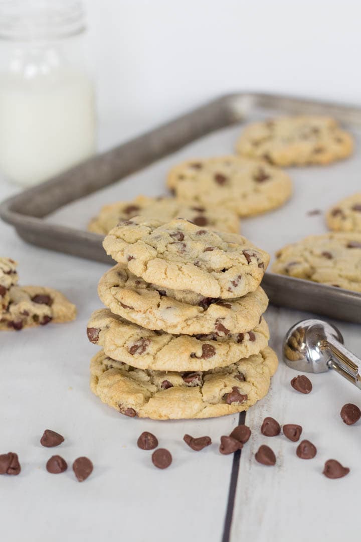 How to make Chocolate Chip Cookies - Devour Dinner