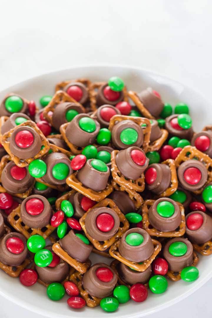 How to make Rolo Pretzels for any Occassion - Devour Dinner