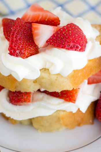 Easy Strawberry Shortcake Recipe - Devour Dinner