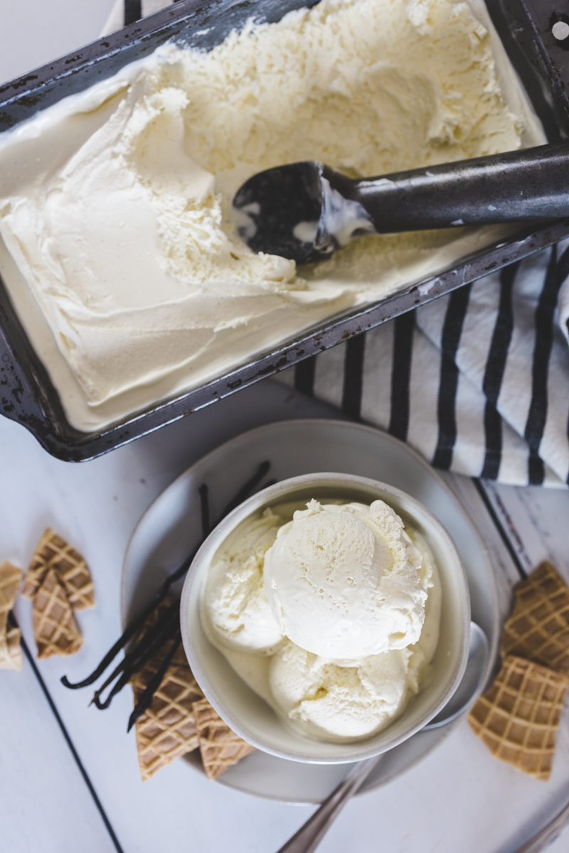 Easy Homemade Vanilla Bean Ice Cream - Devour Dinner