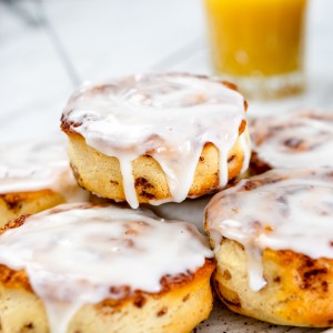 Pillsbury Cinnamon Roll Air Fryer