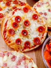 Air Fryer Pizza Bagels Recipe