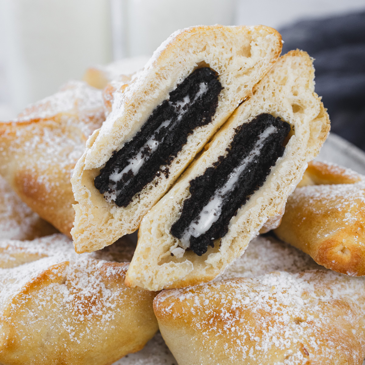 Easy Air Fryer Fried Oreos